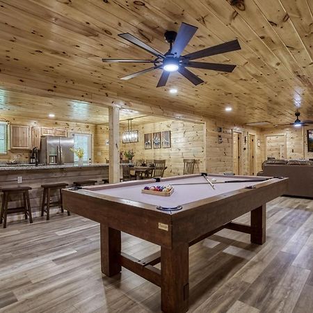 Hidden Creek, Pool Table, Hot Tub, 1089 Free Tickets Each Paid Day, Dollywood And More Гатлінбург Екстер'єр фото