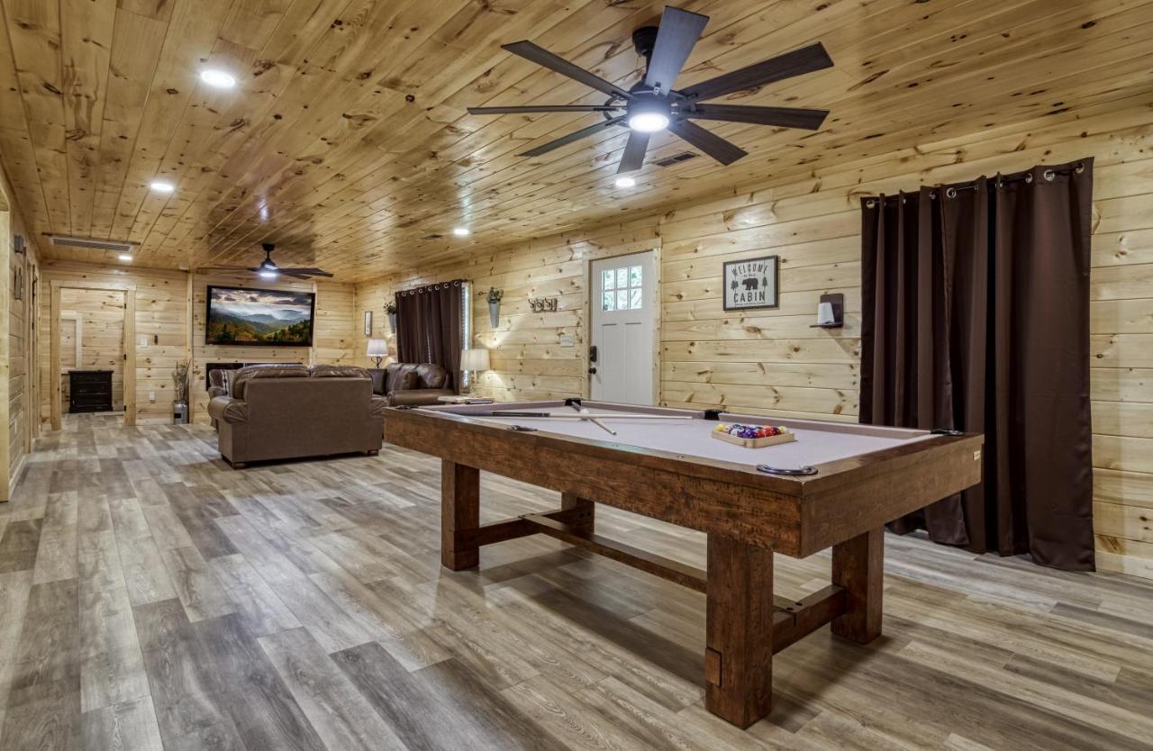 Hidden Creek, Pool Table, Hot Tub, 1089 Free Tickets Each Paid Day, Dollywood And More Гатлінбург Екстер'єр фото