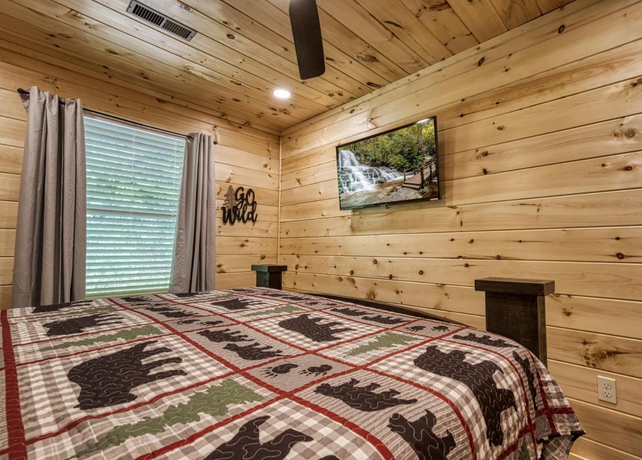 Hidden Creek, Pool Table, Hot Tub, 1089 Free Tickets Each Paid Day, Dollywood And More Гатлінбург Екстер'єр фото