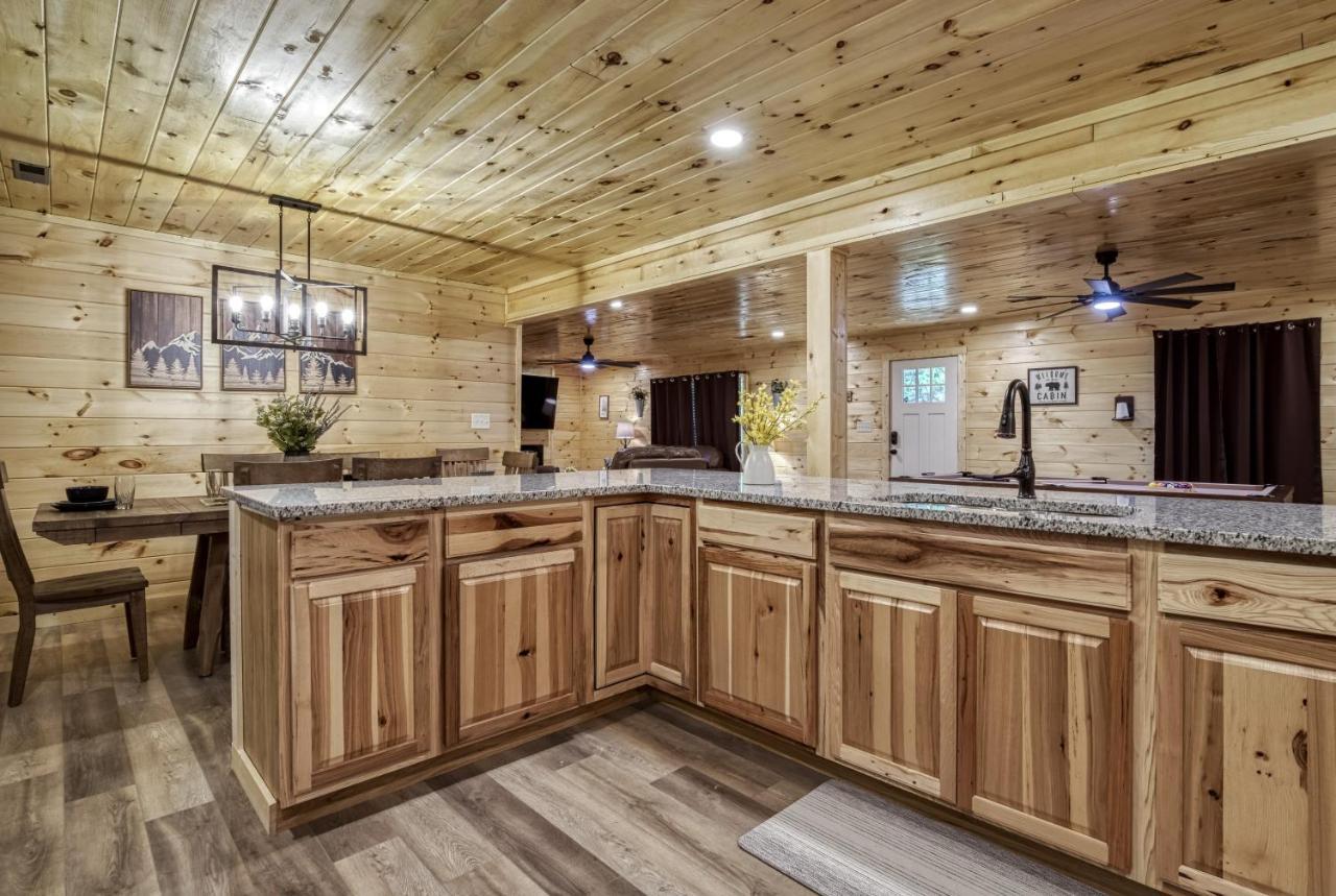 Hidden Creek, Pool Table, Hot Tub, 1089 Free Tickets Each Paid Day, Dollywood And More Гатлінбург Екстер'єр фото