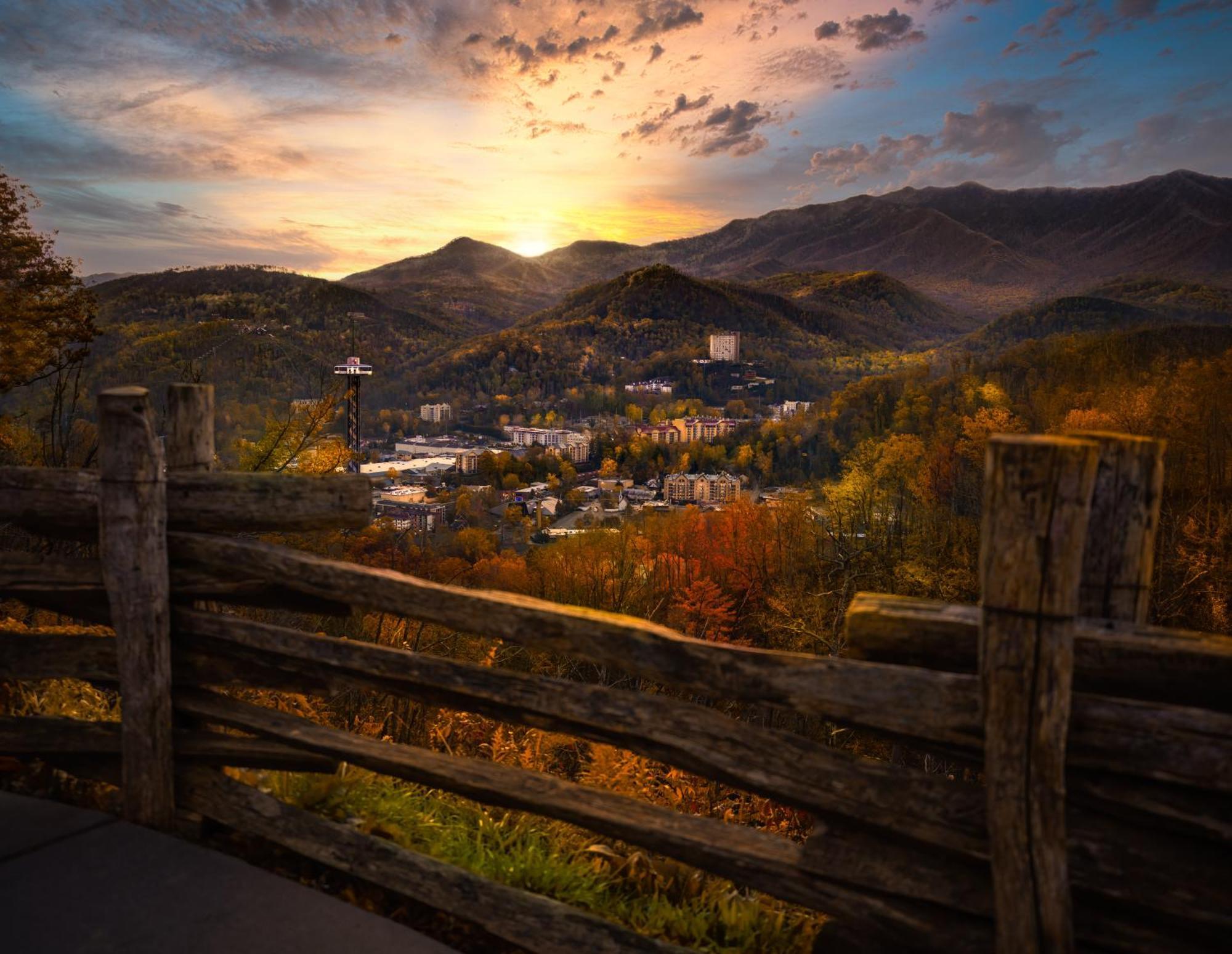 Hidden Creek, Pool Table, Hot Tub, 1089 Free Tickets Each Paid Day, Dollywood And More Гатлінбург Екстер'єр фото